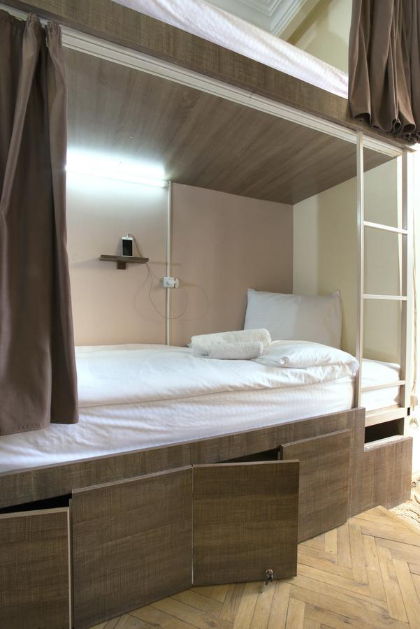 Magnolia Hostel เยเรวาน ภายนอก รูปภาพ