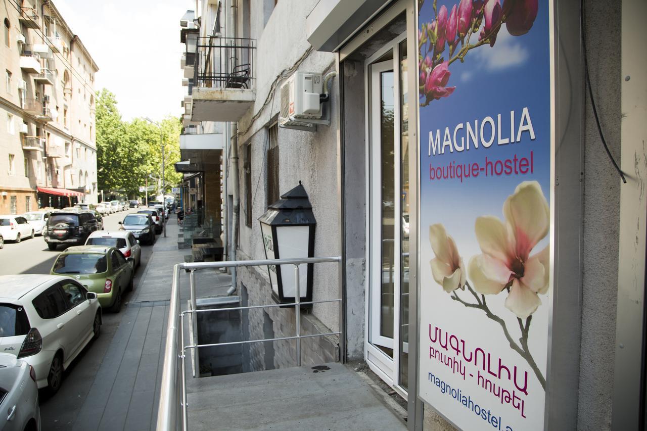 Magnolia Hostel เยเรวาน ภายนอก รูปภาพ